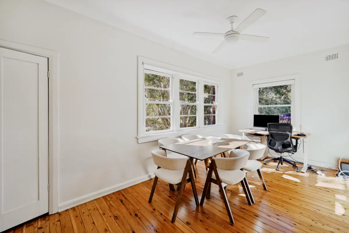 2Bedrooms, 1Bathrooms
