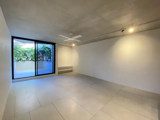 2Bedrooms, 2Bathrooms
