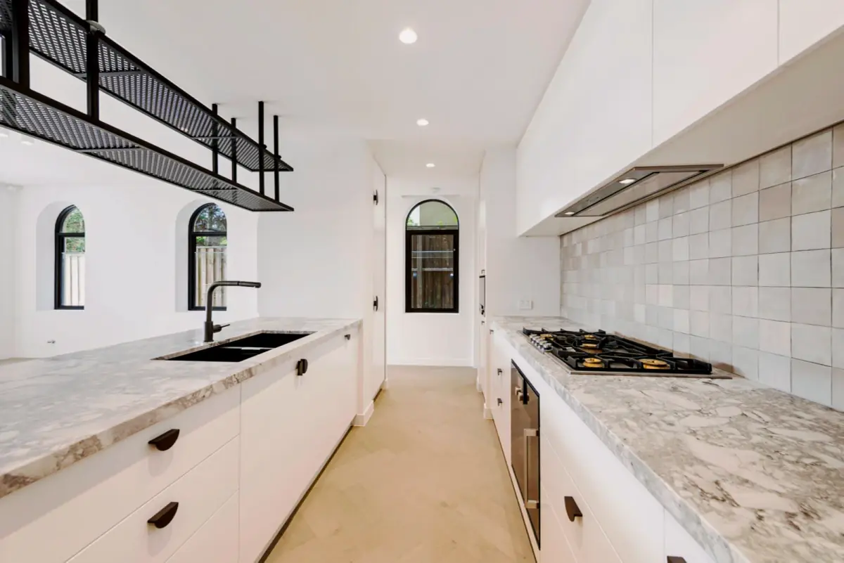 3Bedrooms, 3Bathrooms
