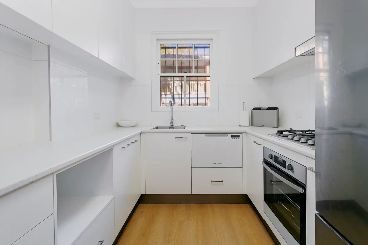 2Bedrooms, 1Bathrooms