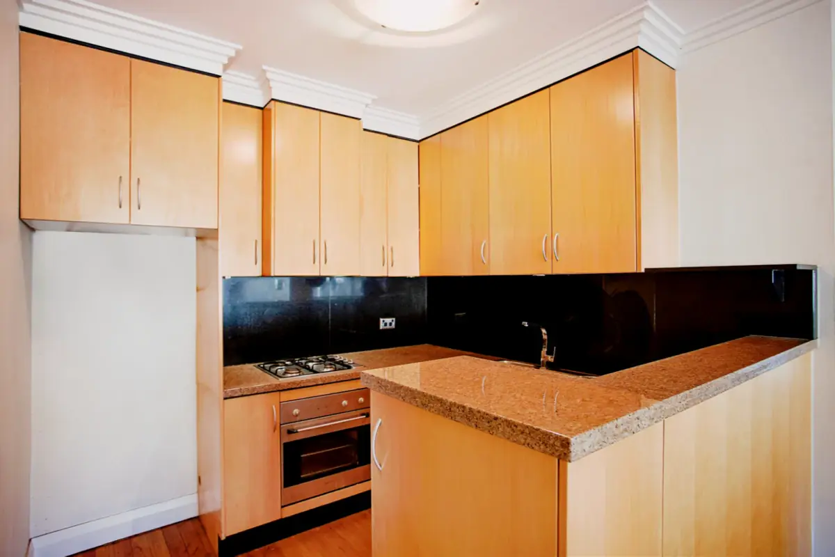 2Bedrooms, 1Bathrooms