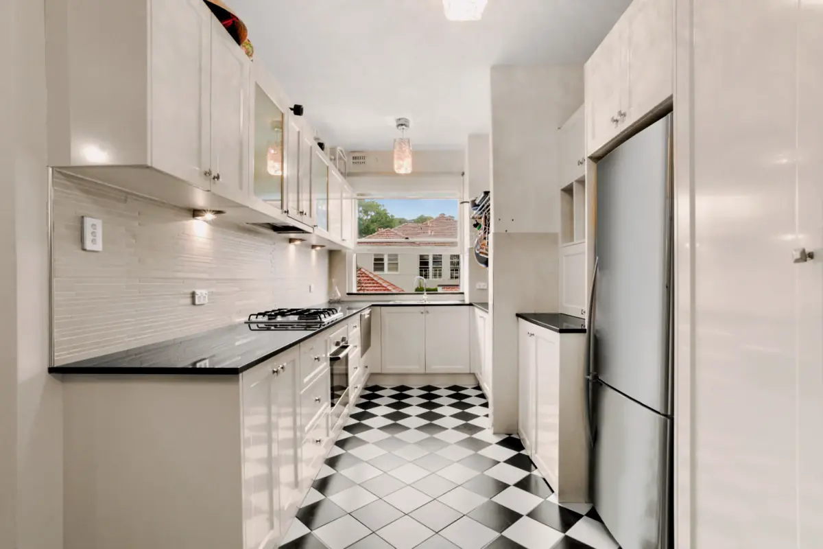 2Bedrooms, 1Bathrooms