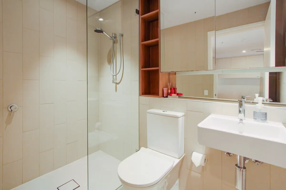 1Bedrooms, 1Bathrooms