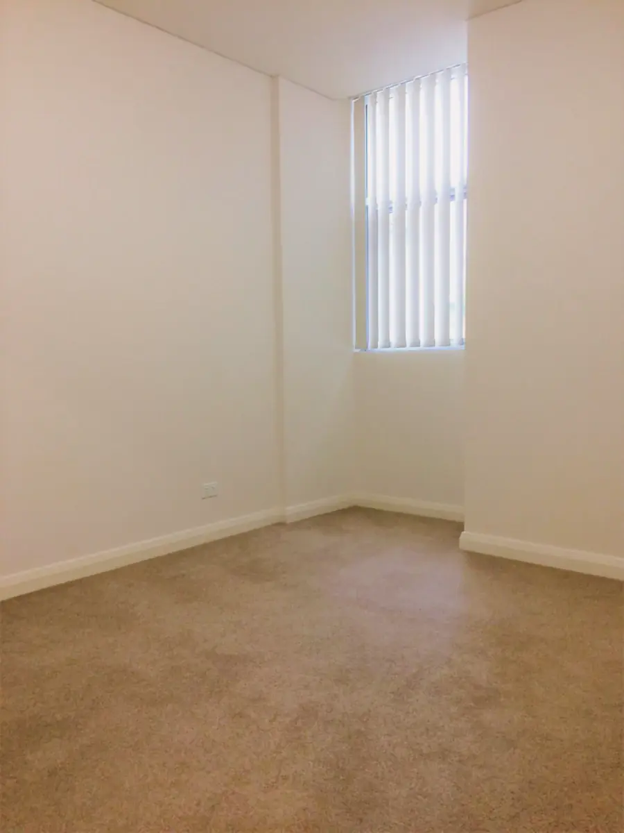 1Bedrooms, 2Bathrooms
