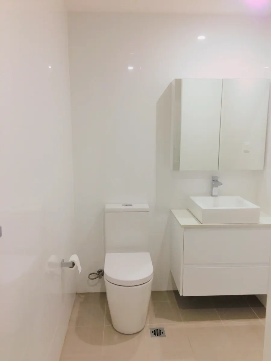 1Bedrooms, 2Bathrooms