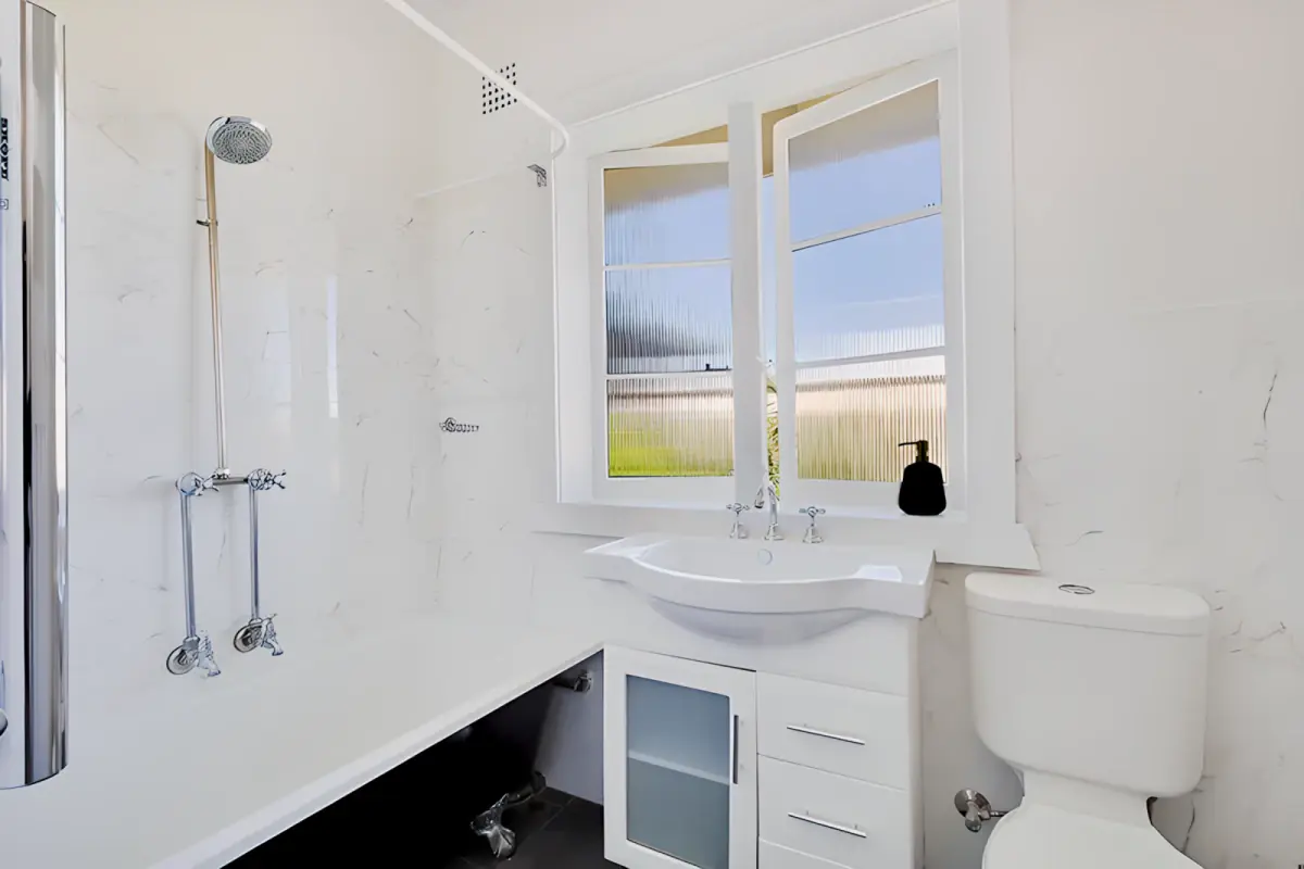 1Bedrooms, 1Bathrooms