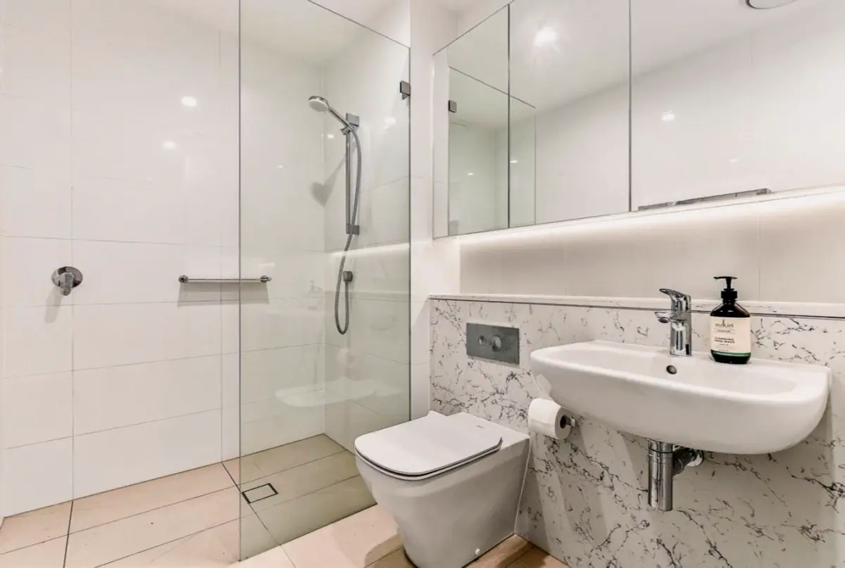 2Bedrooms, 2Bathrooms