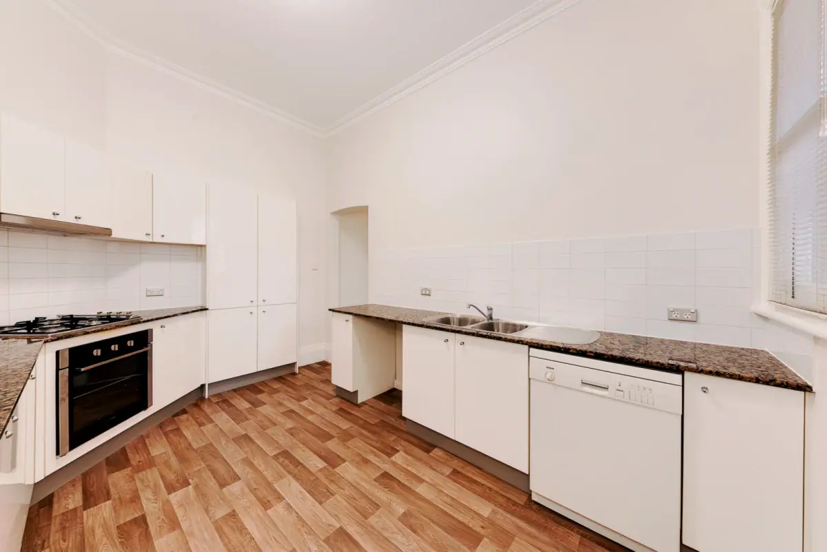 2Bedrooms, 2Bathrooms