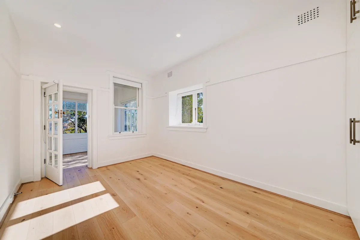 2Bedrooms, 1Bathrooms