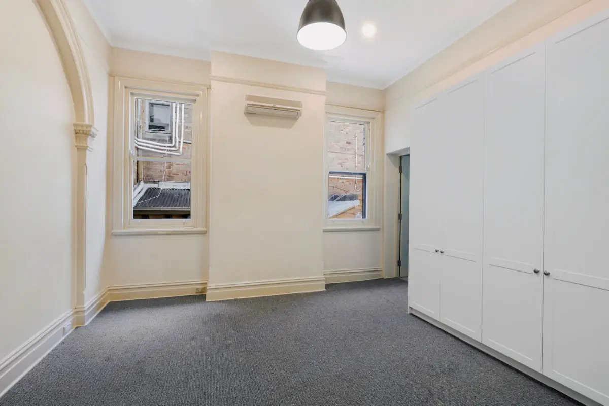 3Bedrooms, 2Bathrooms