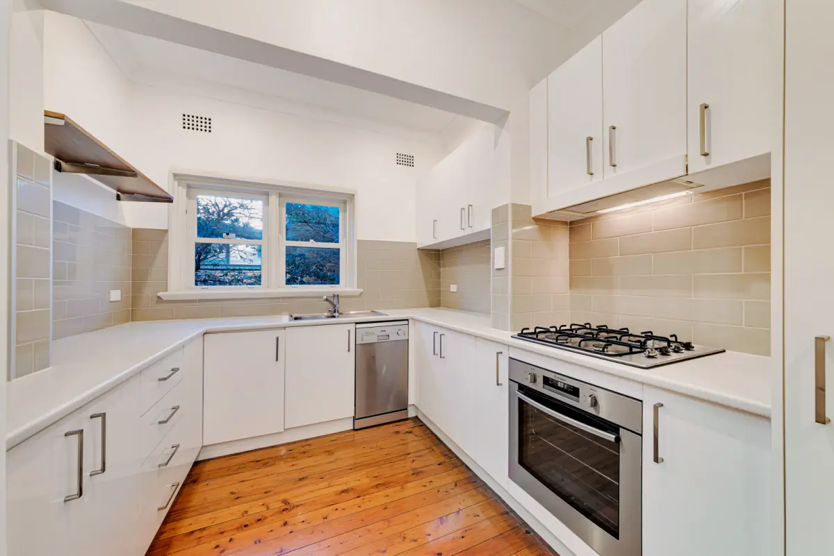 2Bedrooms, 1Bathrooms
