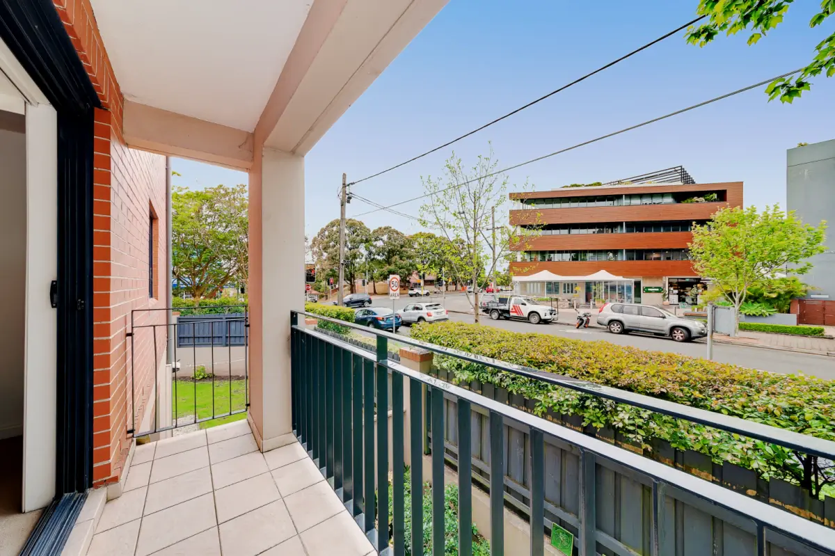 1Bedrooms, Rooms view 1