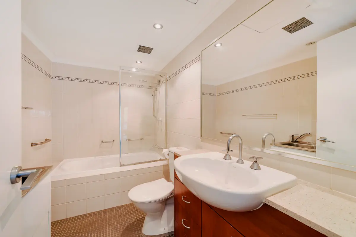 1Bedrooms, 1Bathrooms
