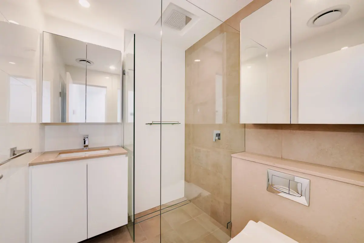 1Bedrooms, 1Bathrooms