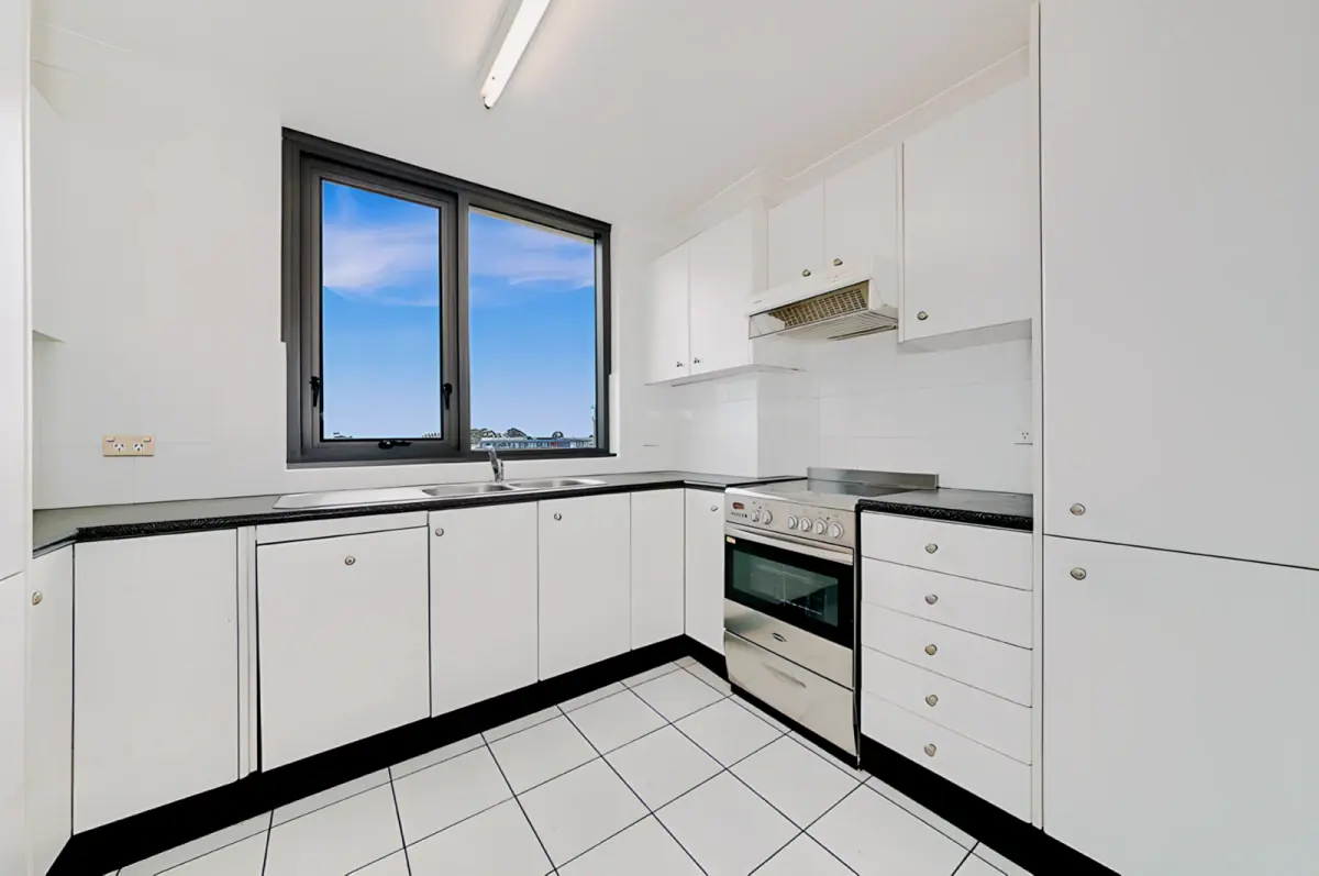 2Bedrooms, 1Bathrooms