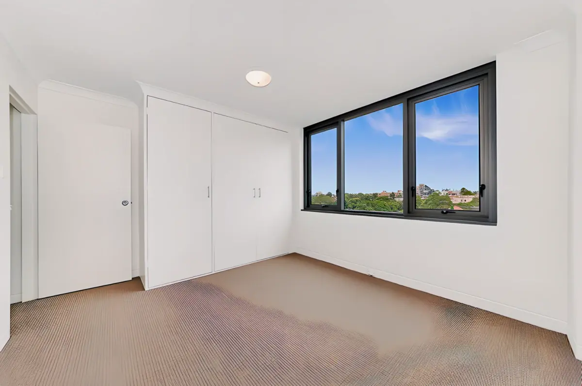 2Bedrooms, 1Bathrooms