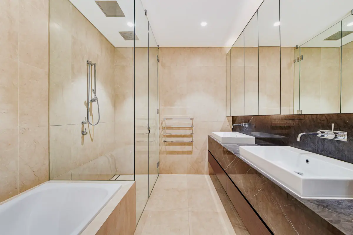 3Bedrooms, 3Bathrooms