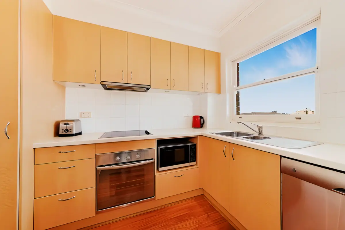 2Bedrooms, 1Bathrooms