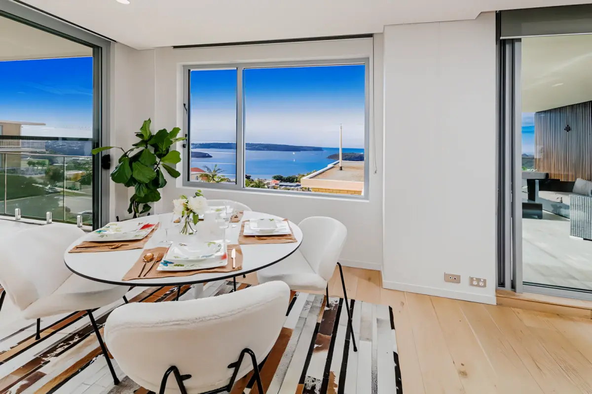 3Bedrooms, 2Bathrooms