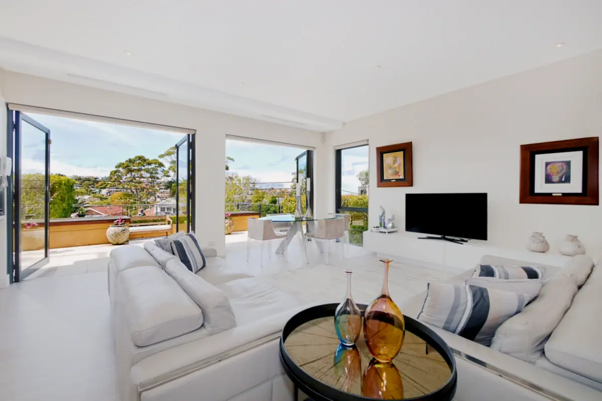 2Bedrooms, 3Bathrooms