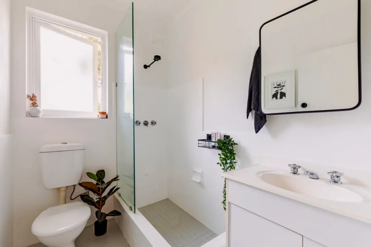 1Bedrooms, 1Bathrooms
