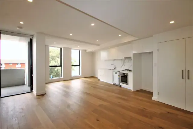 1Bedrooms, 1Bathrooms
