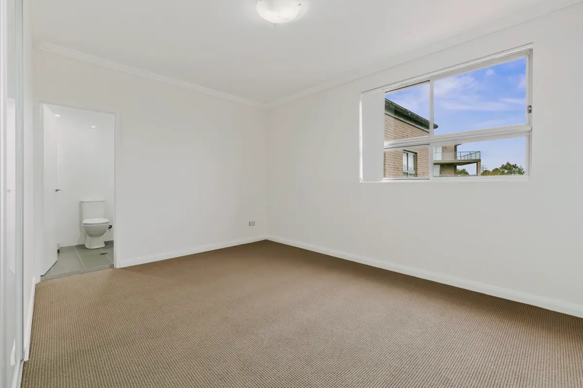 2Bedrooms, Rooms view 1
