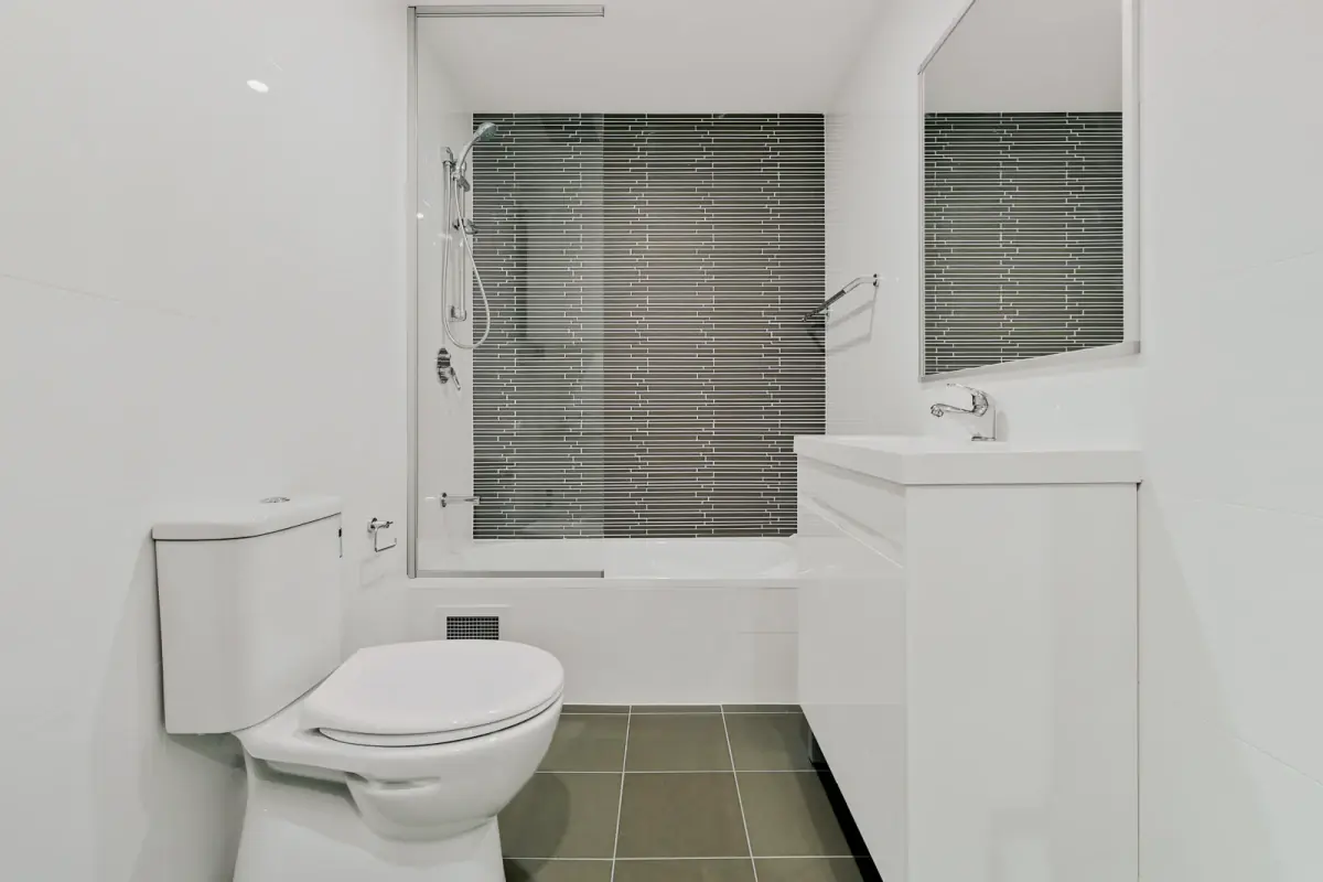2Bedrooms, 2Bathrooms
