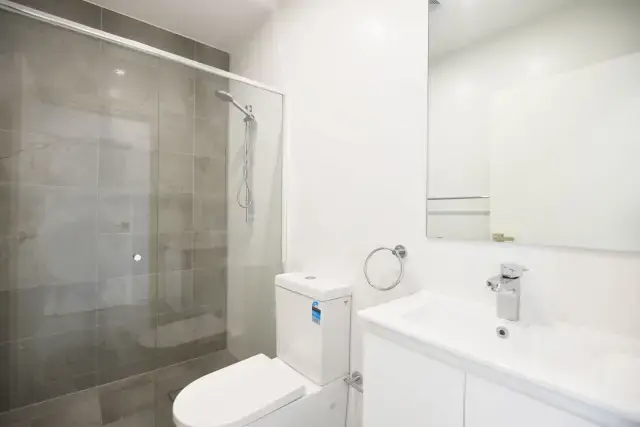 2Bedrooms, 1Bathrooms