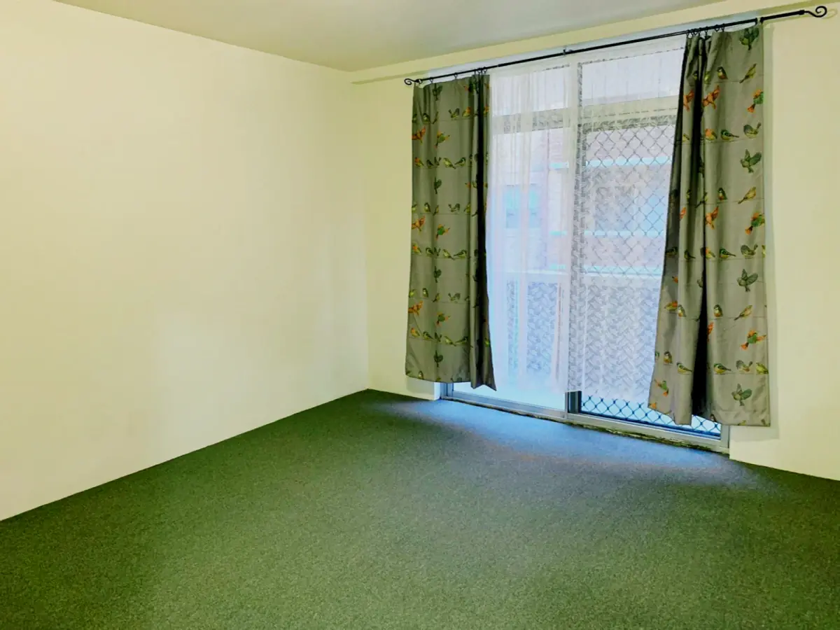 2Bedrooms, 1Bathrooms