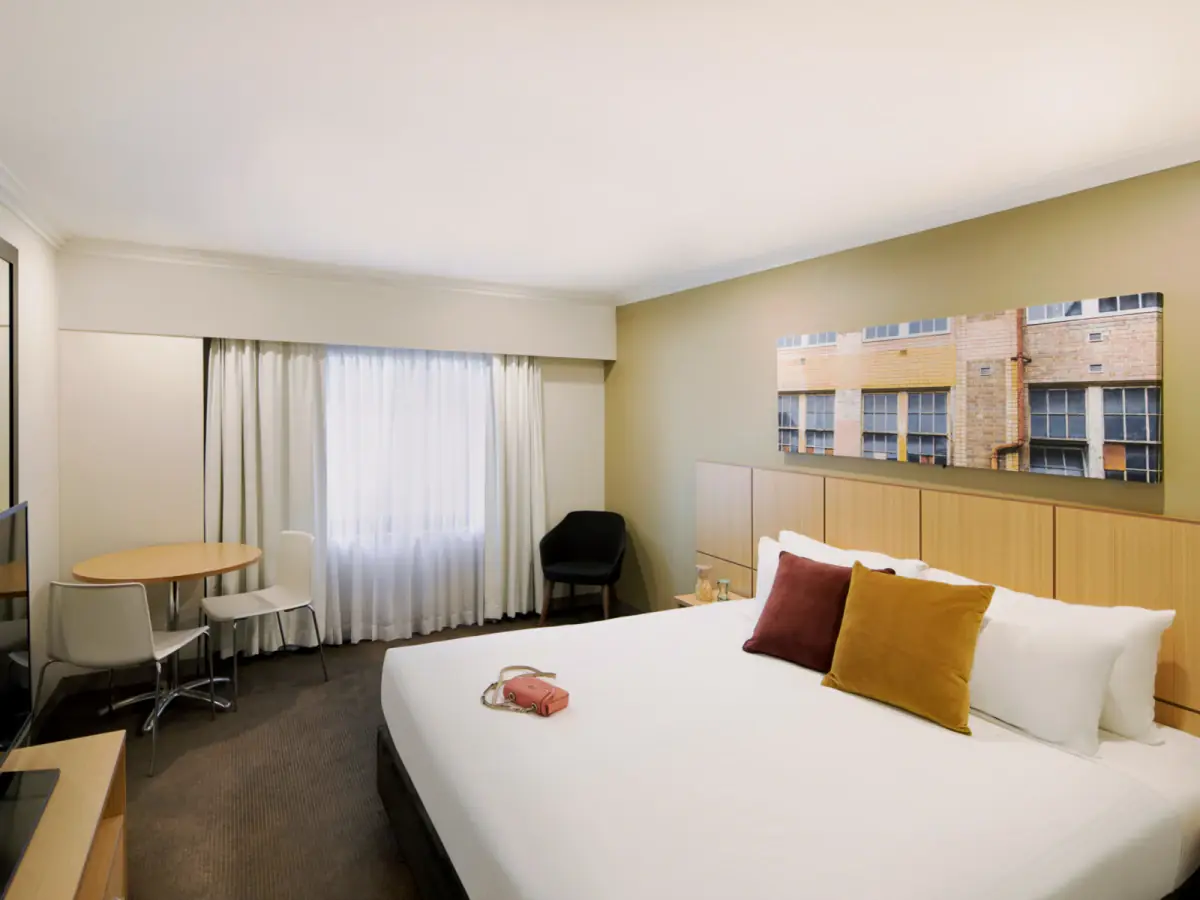 Standard Queen Room
