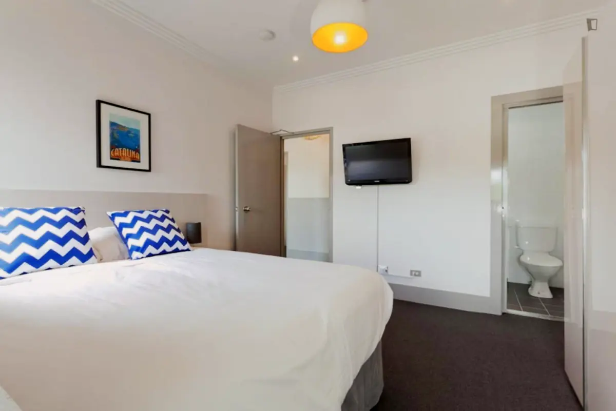 Single Rooms view 1