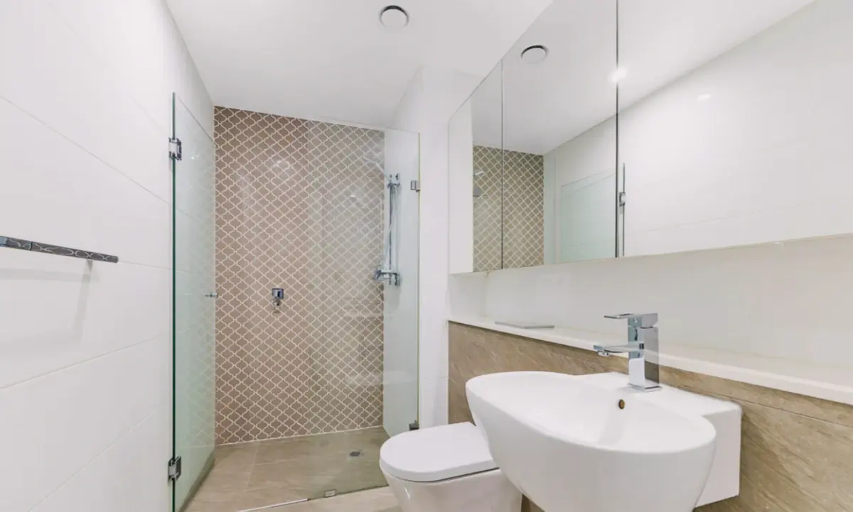 2 bed 2 bath*415