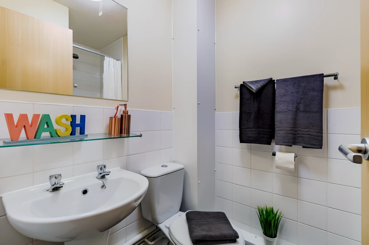 Ensuite Rooms view 3