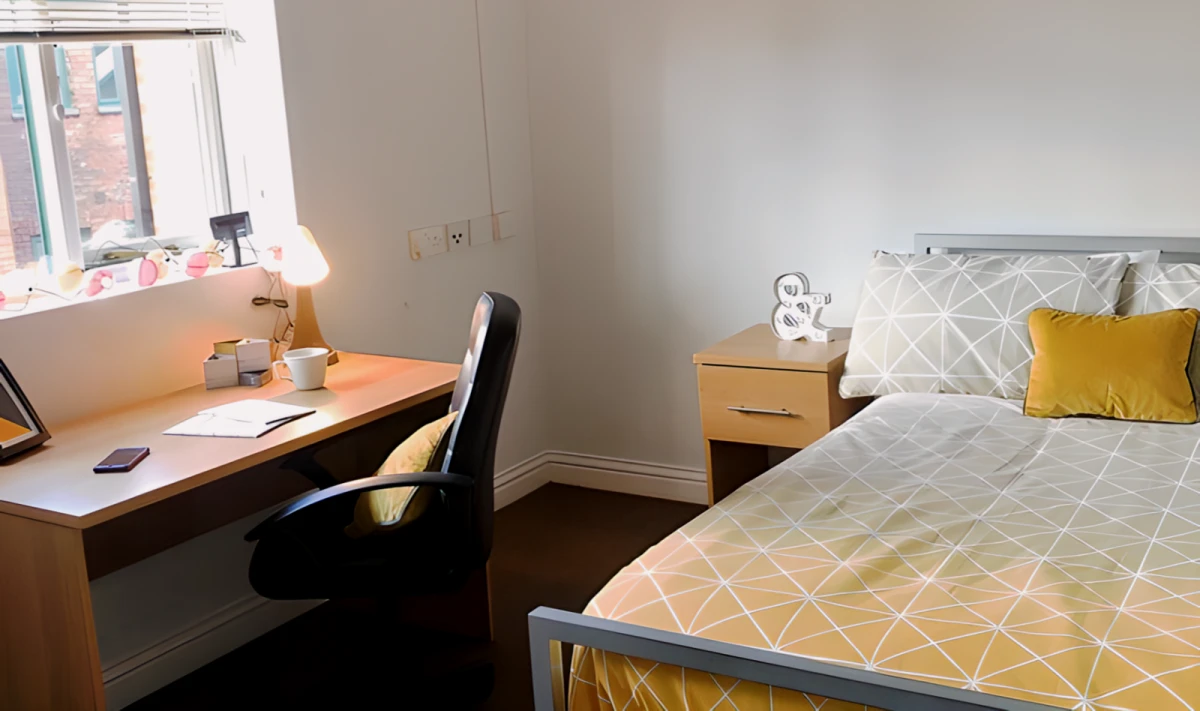 Two bed apartment (shared)