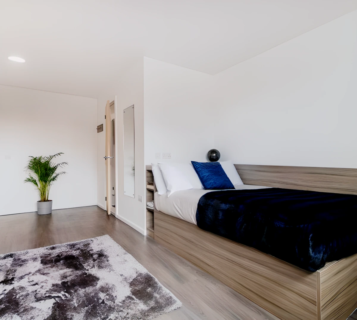 Ensuite - Gold