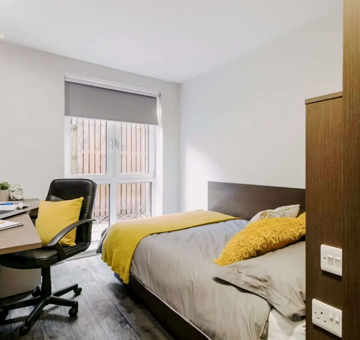 1 Bed, 1 Bath