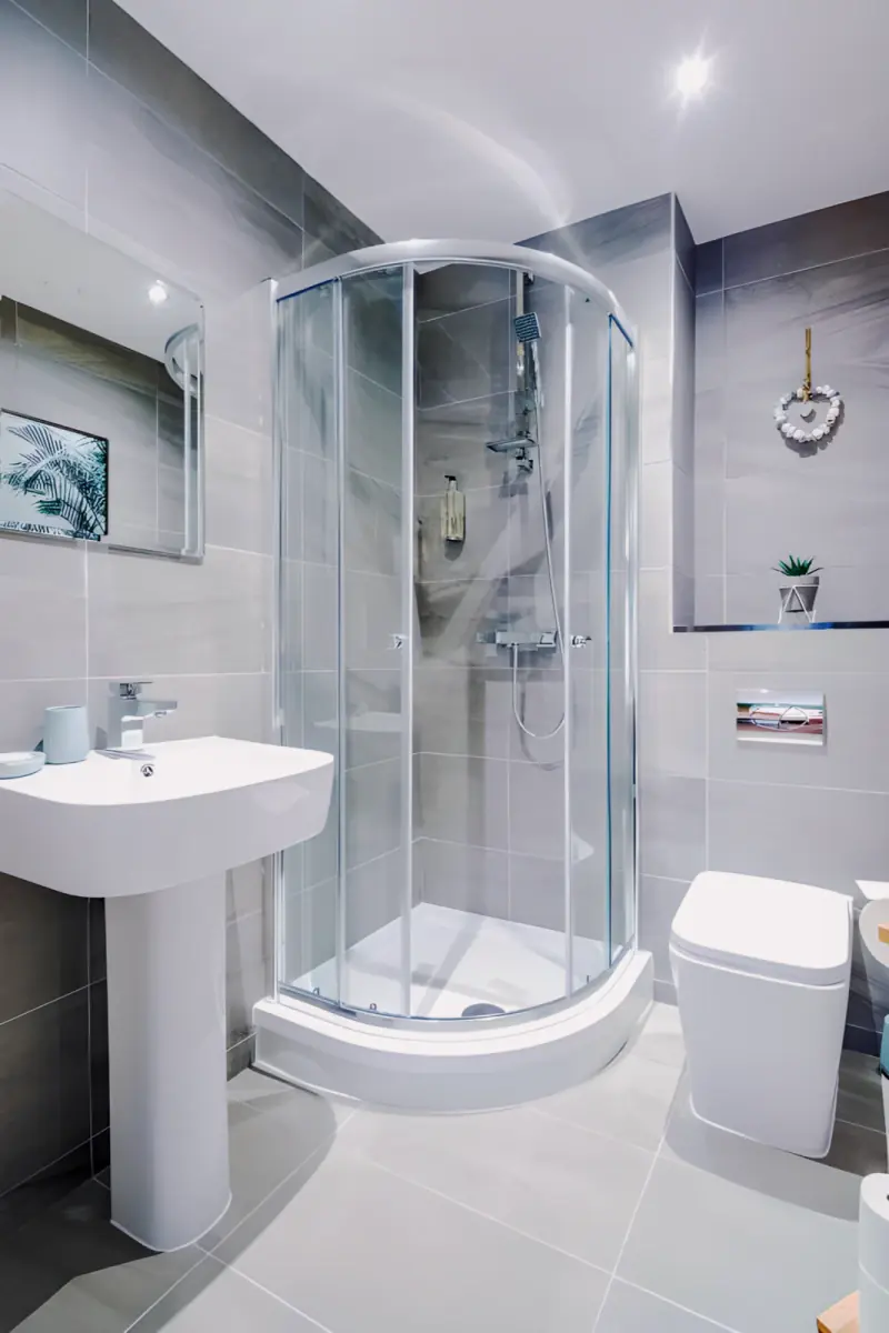 2 Bedroom, 1 Bathroom