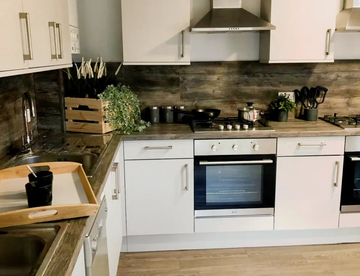 1 Bedroom, 1 Bathroom