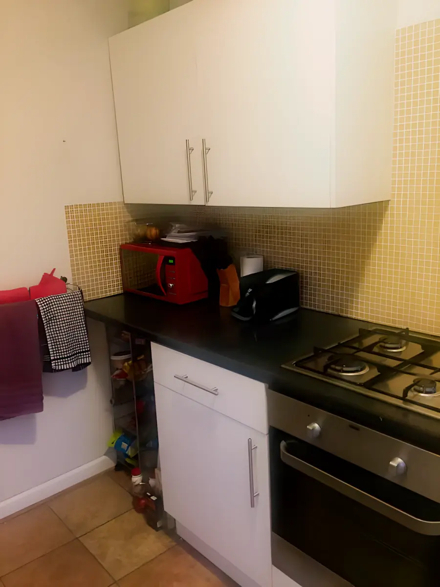 4 Bedroom, 1 Bathroom