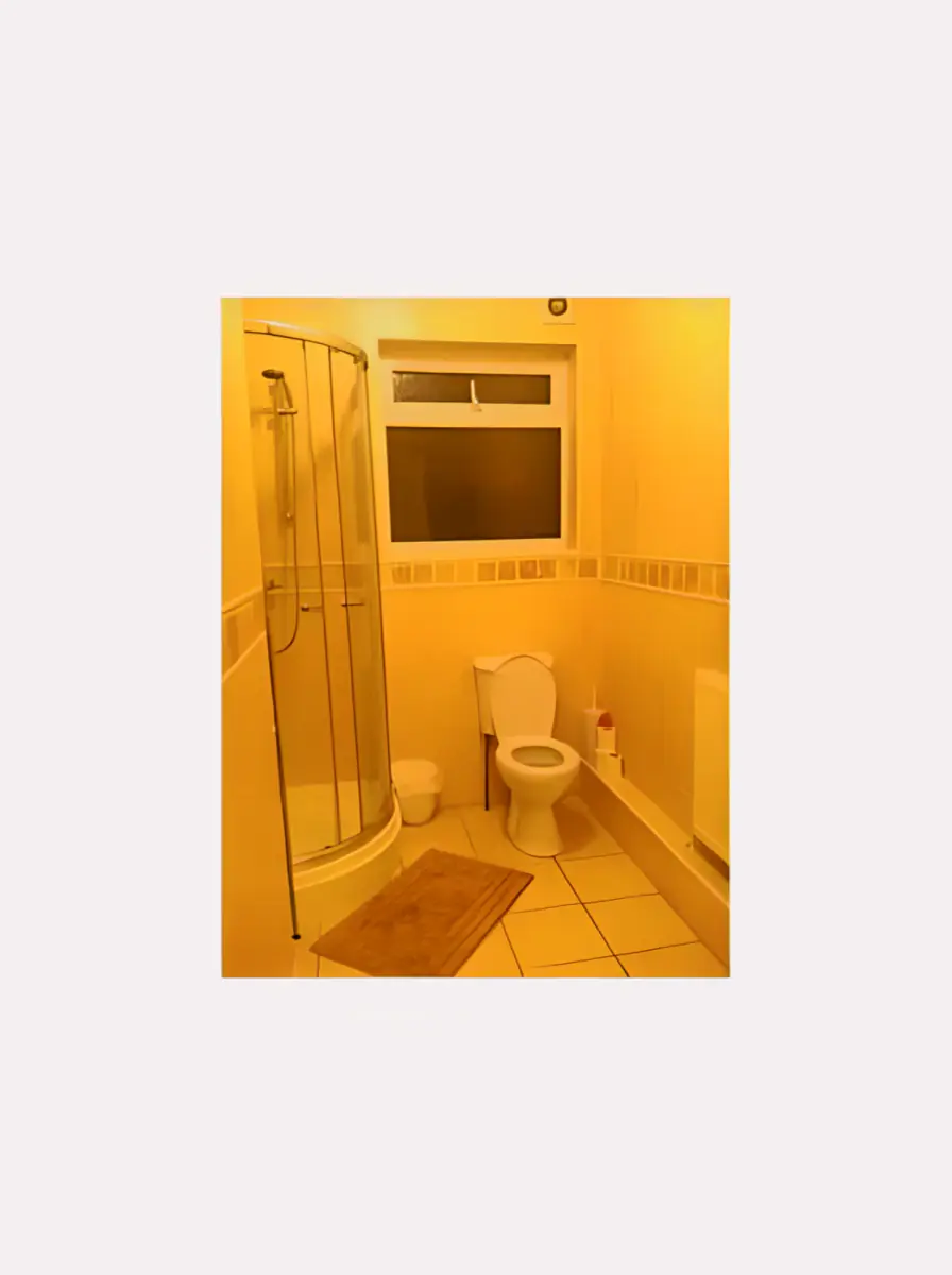 4 Bedroom, 1 Bathroom