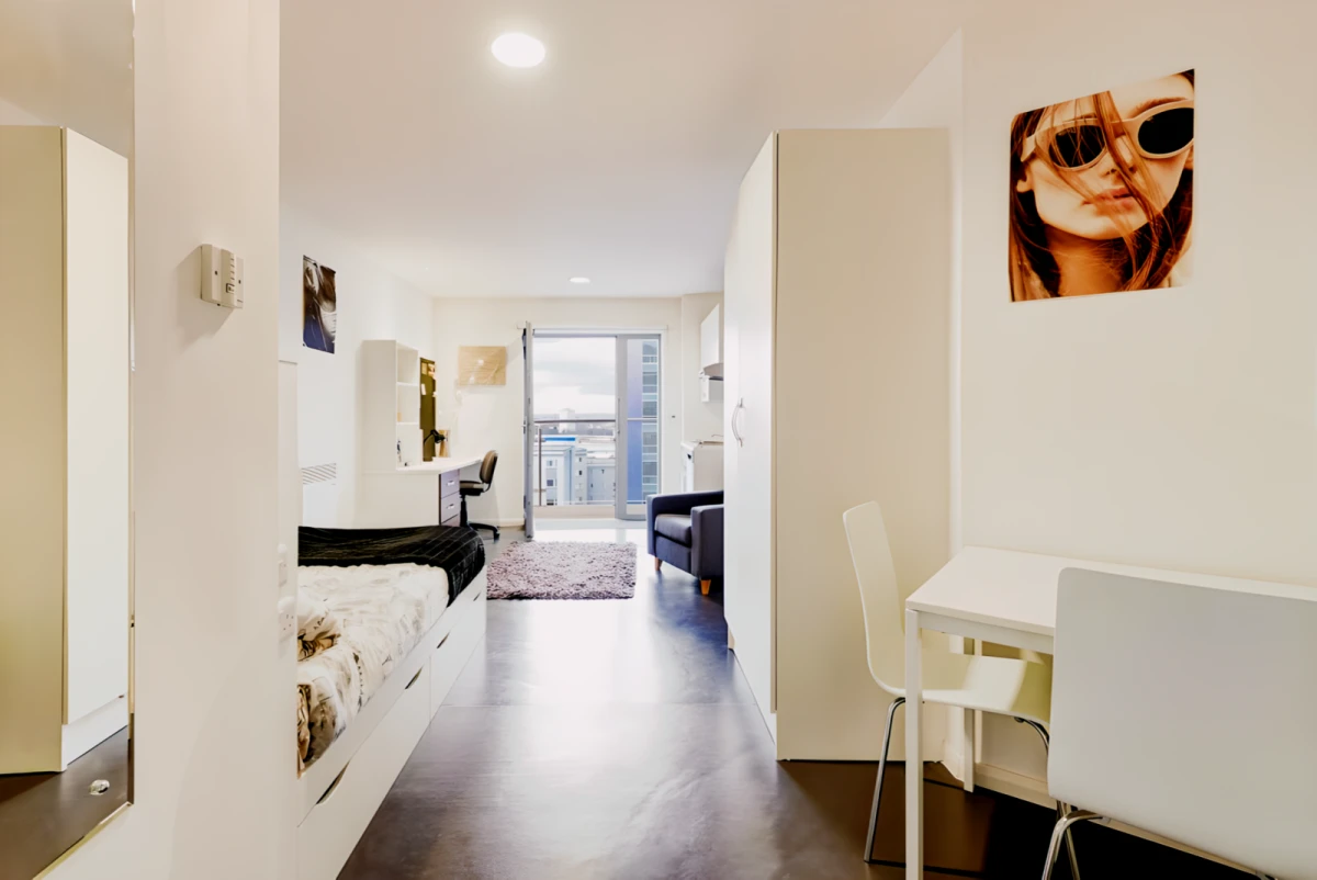 Bronze Studio