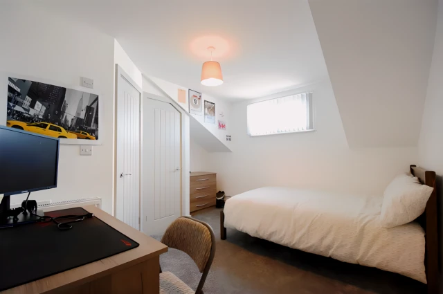 5 bedrooms 5 bathrooms