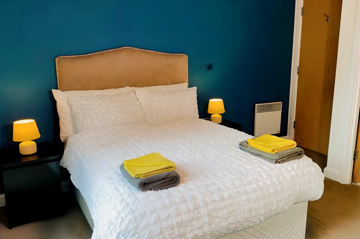 2 bedroom