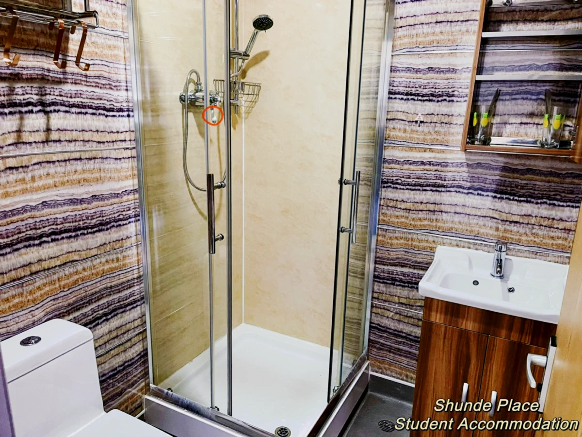 Ensuite Rooms view 4