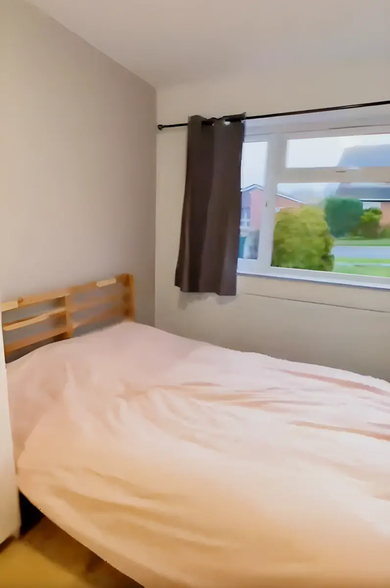 2 bedrooms