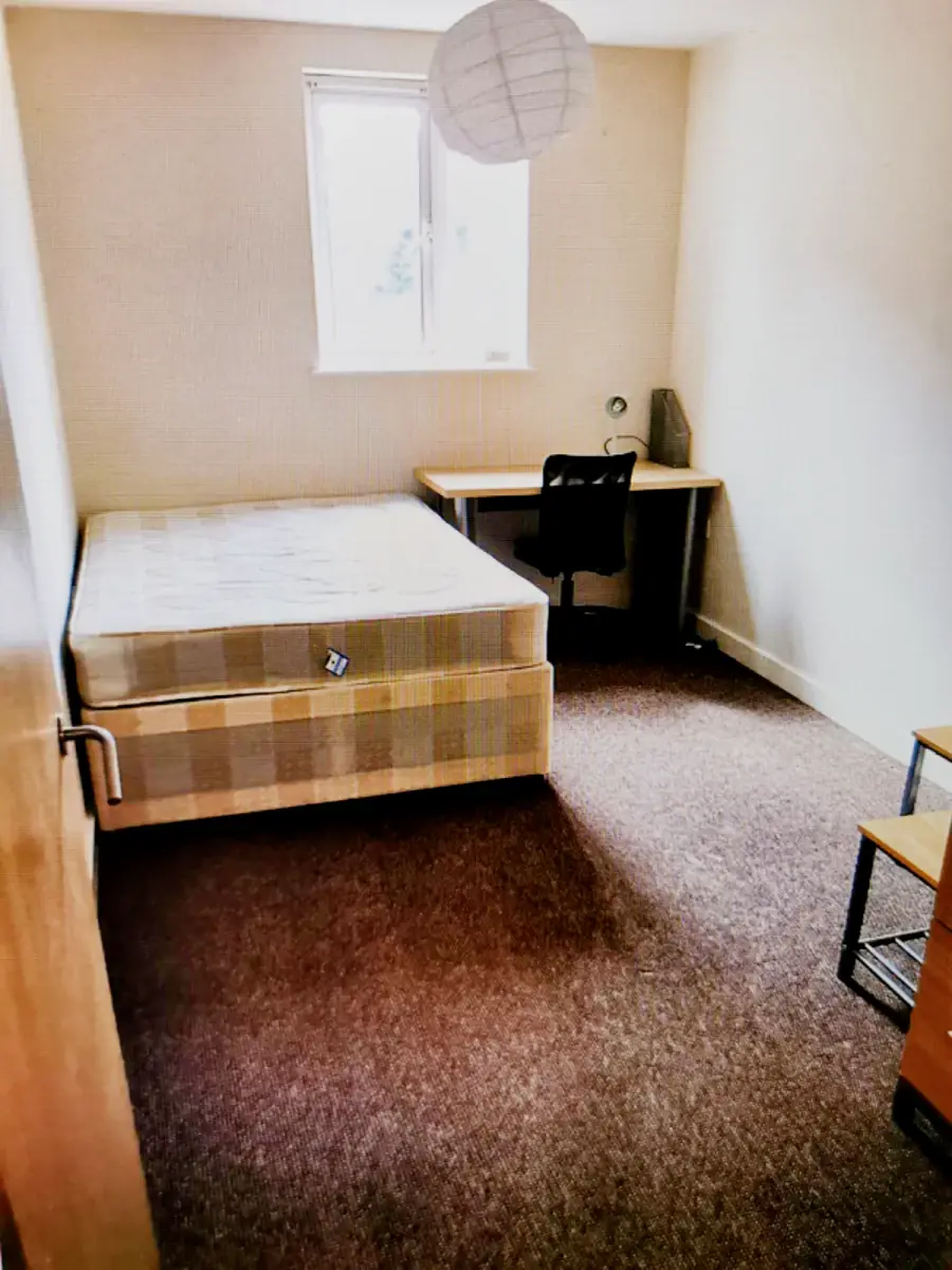 2 bedroom 2 bathroom
