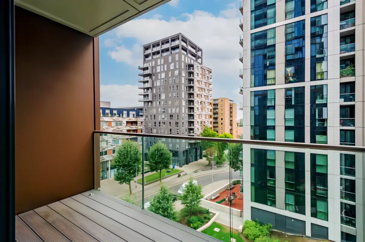Outdoor Features