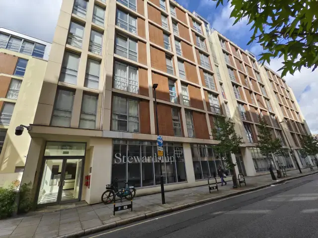 Moorgate Apartments