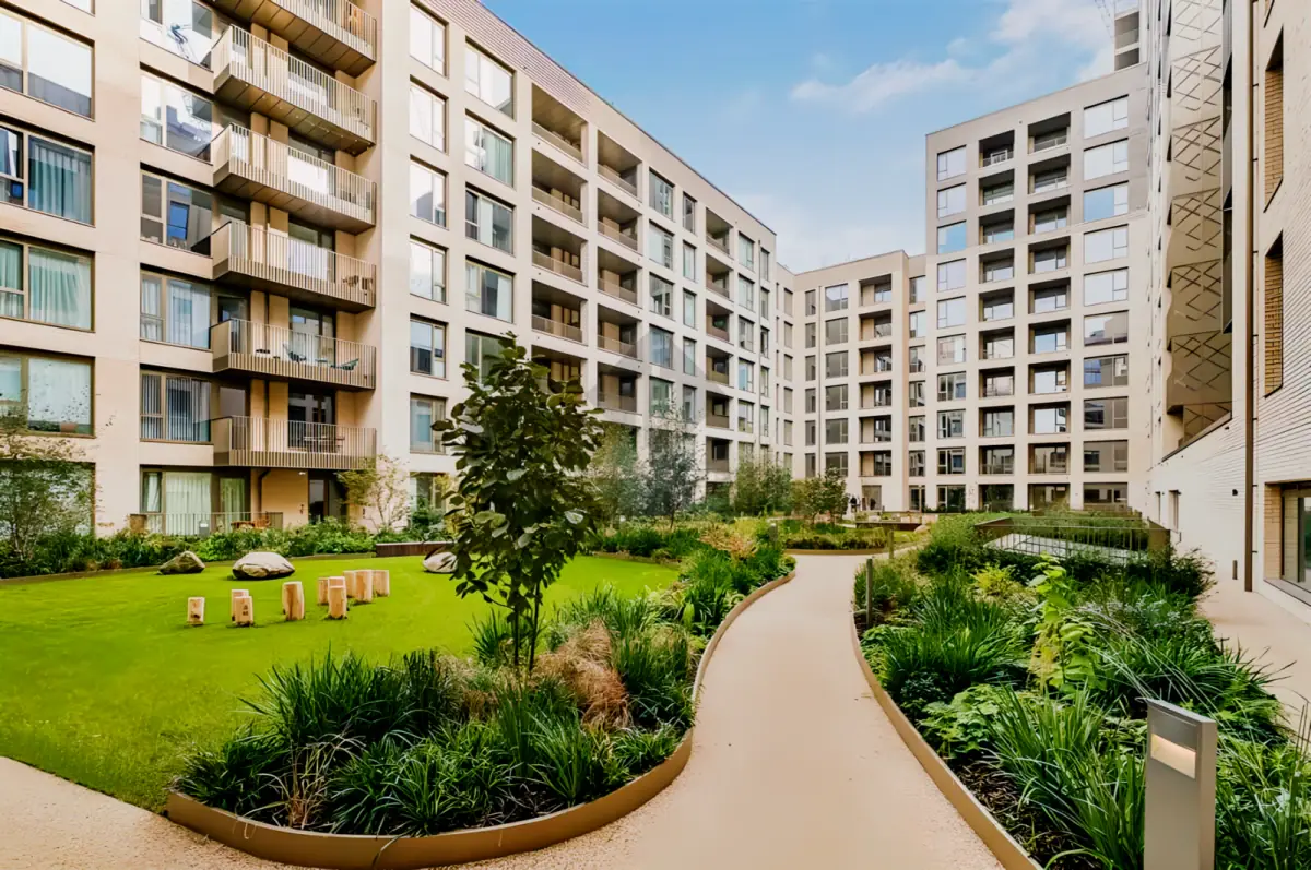 Outdoor Features